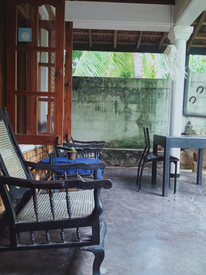 Dilip'S House Apartment Tangalle Exterior foto